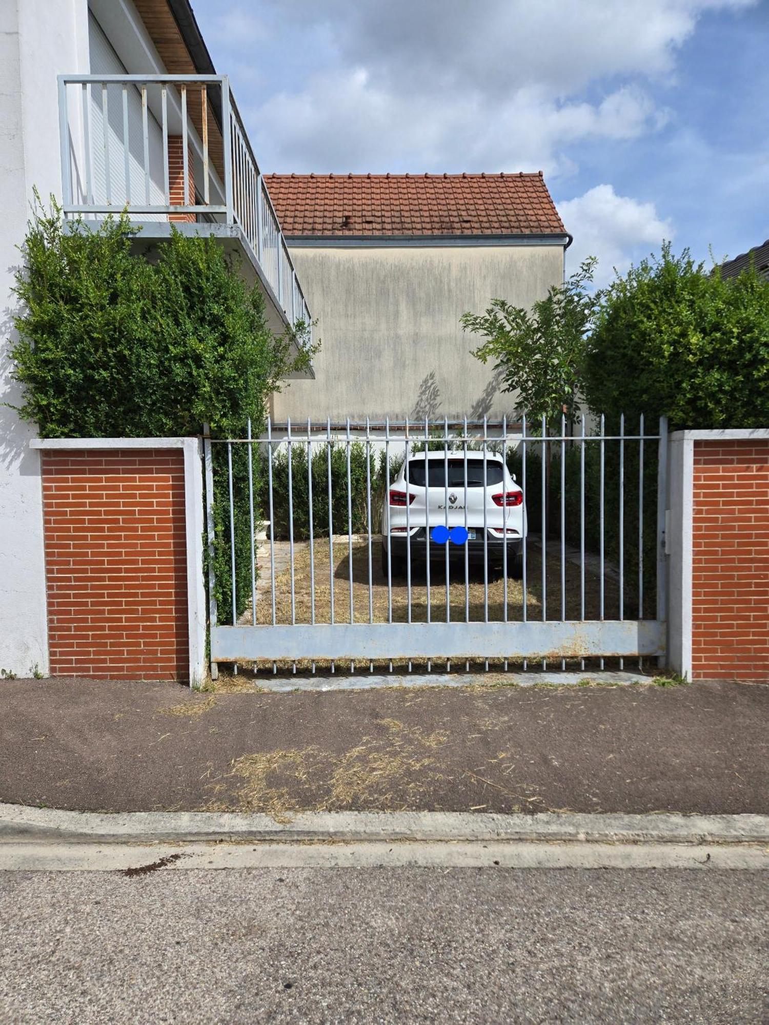 Apartment Le1bis - T2 50 M2 Equipe - Place De Parking Privee Sainte-Savine